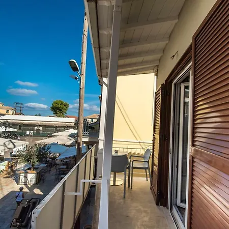 Square Апартаменты *